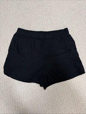 Universal Threads Black Elastic Waist Casual Shorts